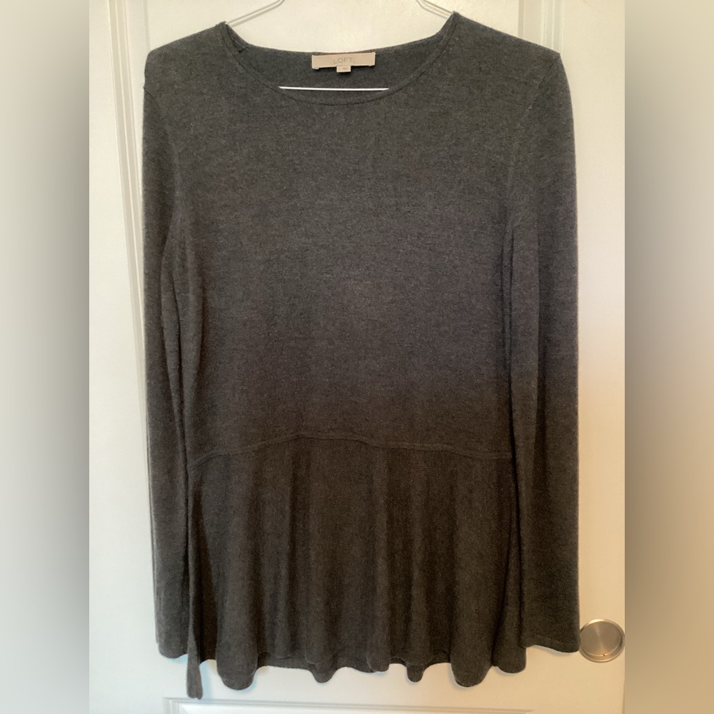 NWOT Loft Grey Women’s Luxury  Peplum Sweater Size L